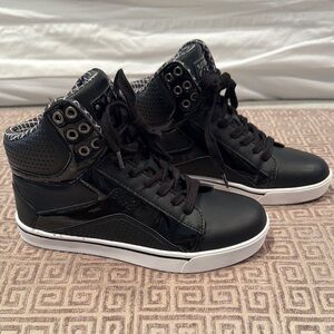 Pastry black hightop sneakers women’s size 7